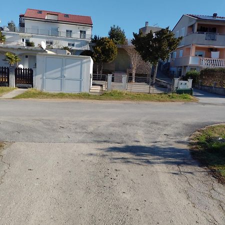 Ljubač Apartments Mirana מראה חיצוני תמונה